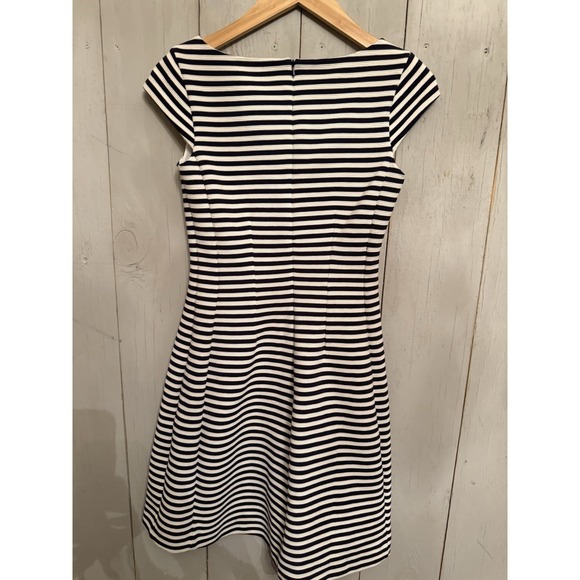Lilly Pulitzer Dress Briella Navy White Stripe Cap Sleeve Zip Back A Line XS - Picture 8 of 11